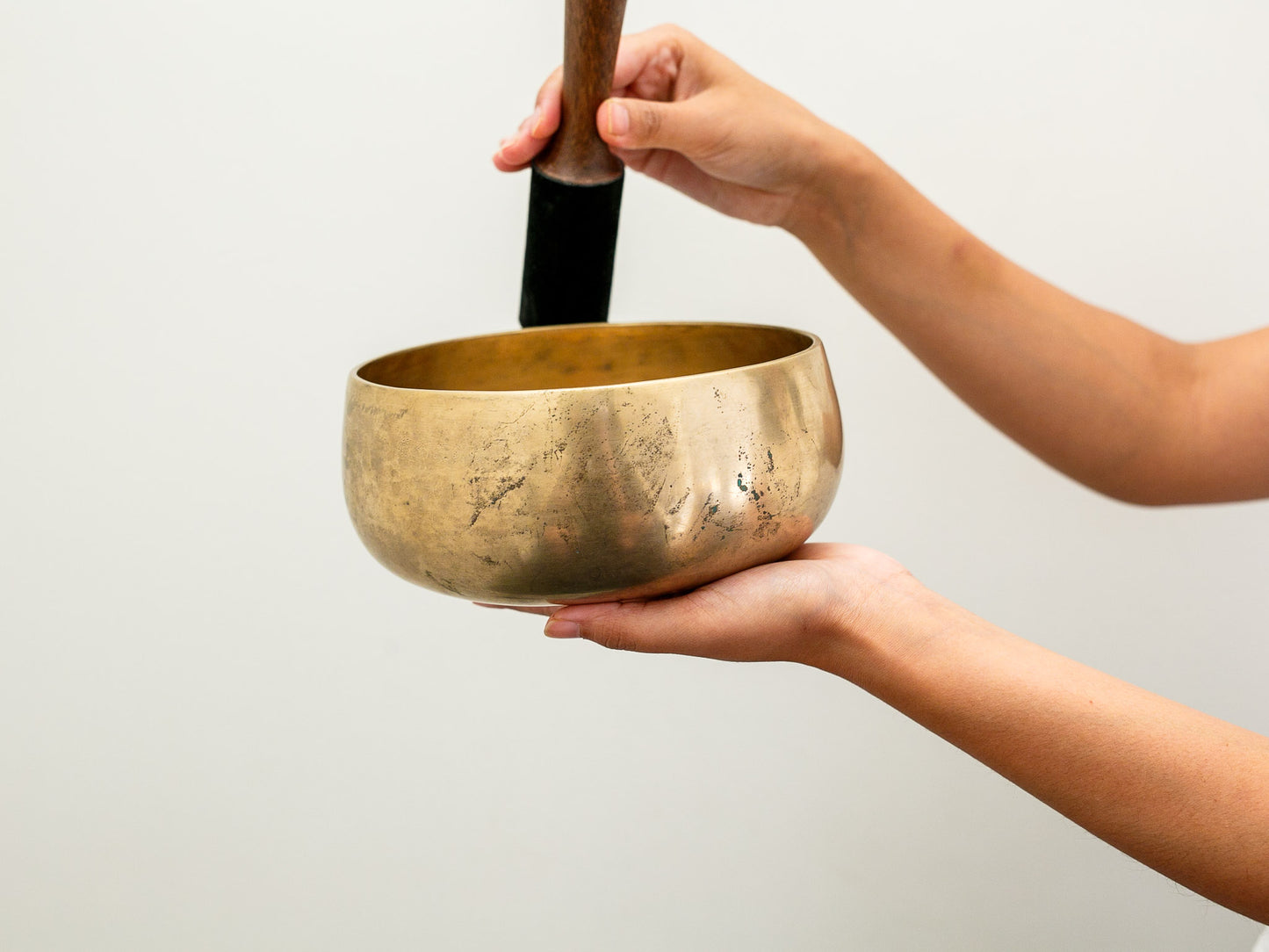 Remuna Singing Bowl - Base note A3 (220 Hz)