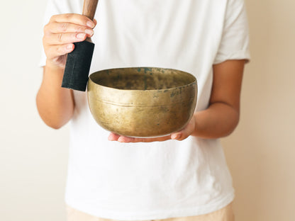 Tara Singing Bowl - Base Note A3 (215 Hz)