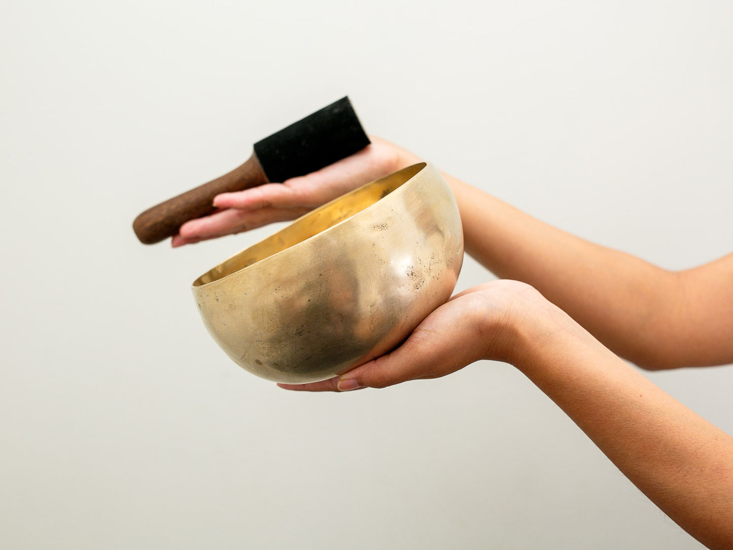 Tara Singing Bowl - Base Note A#3 (233 Hz)