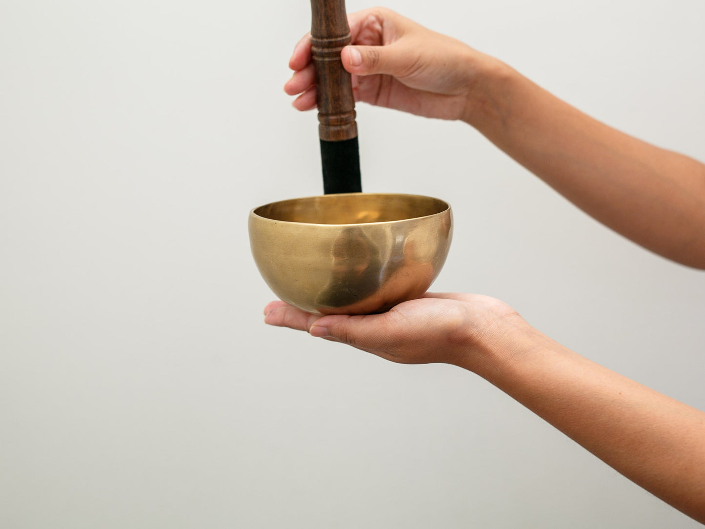 Small Contemporary Flow Singing Bowl - Base note G#4(411)