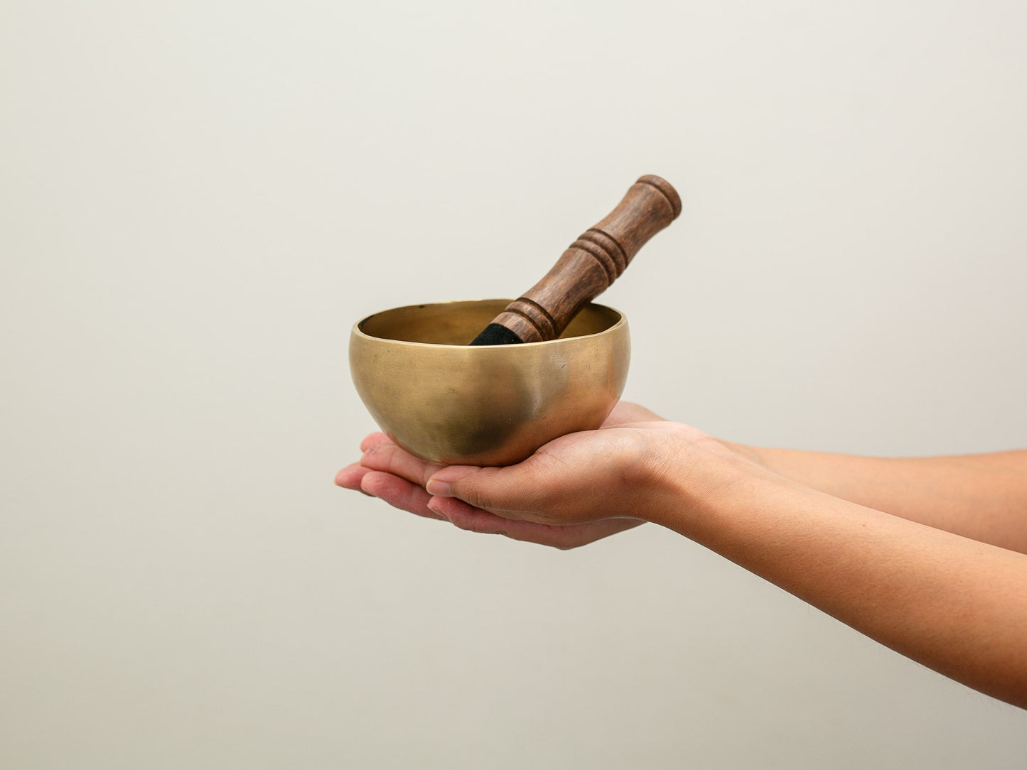 Small Contemporary Flow Singing Bowl - Base note A4 (446)