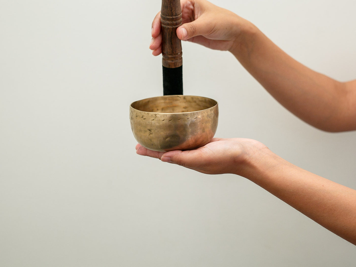 Small Tara Singing Bowl - Base Note F4 (357 Hz)