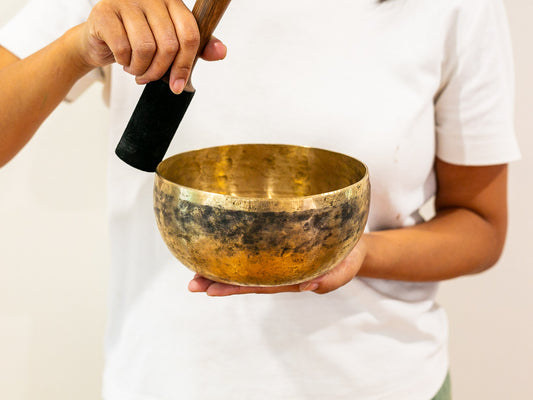 Tara Singing Bowl - Base Note E3 (160 Hz)