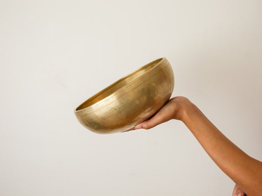 Low and Light Bowl - Base note G3 195 Hz