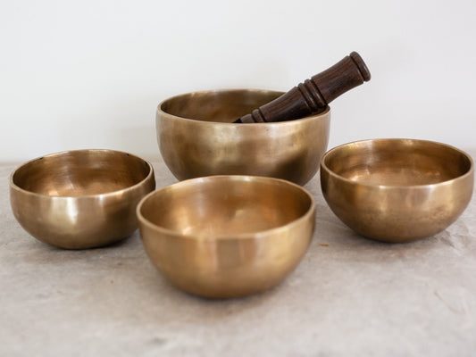 Set of 4 Small Contemporary Bowls - CBS21
