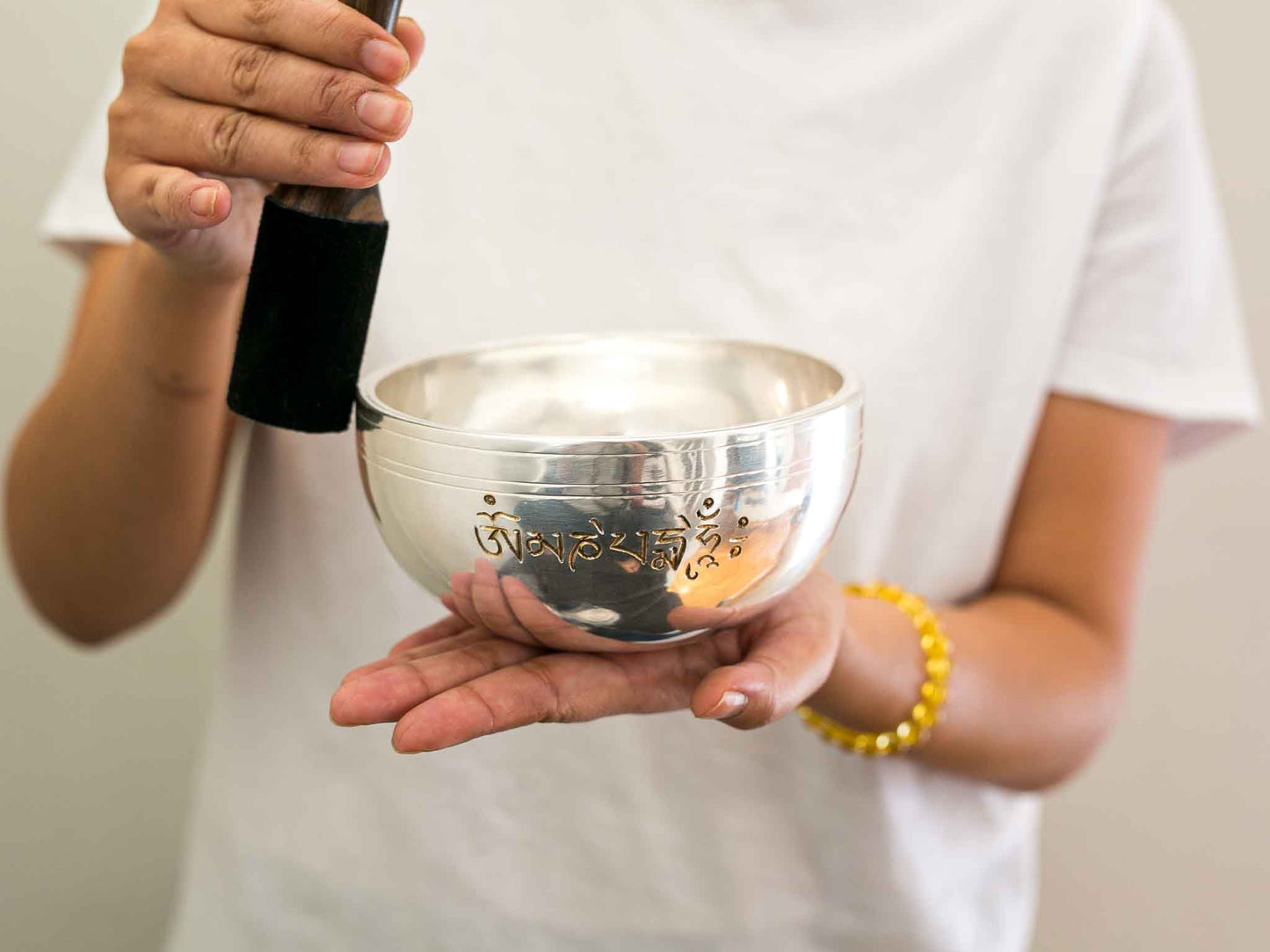 Silver Moon Singing Bowl - Base Note C5 (510 Hz)