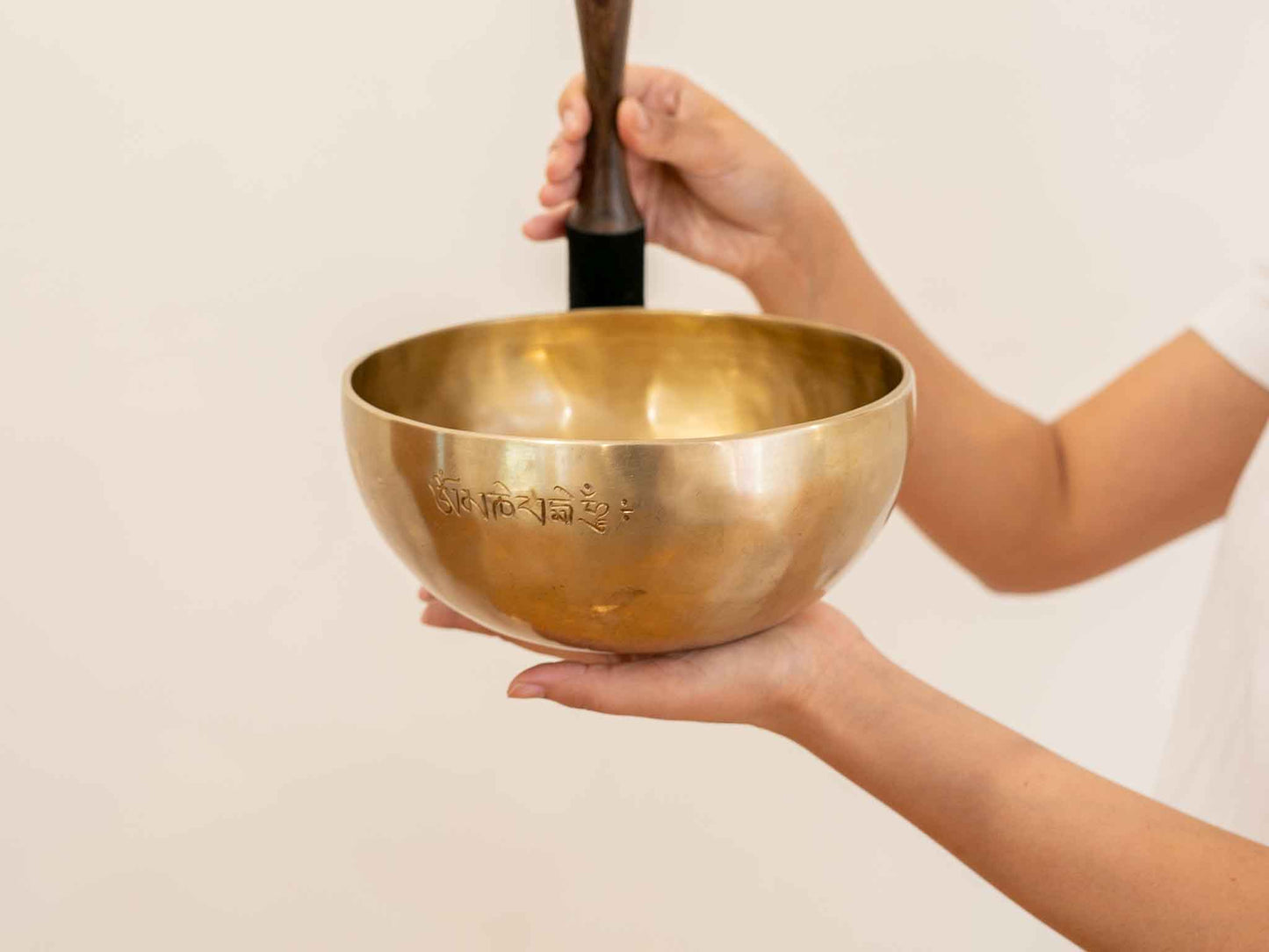 Hand Hammered Moon Singing Bowl - Base Note F#3 (183) Hz