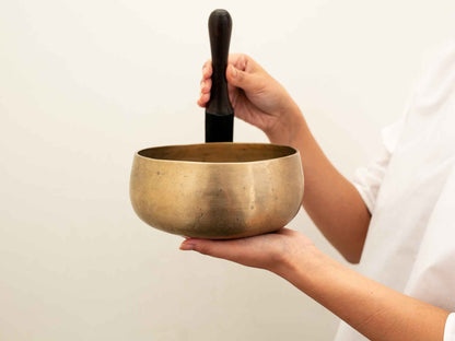Remuna Singing Bowl - G3 (200 Hz)