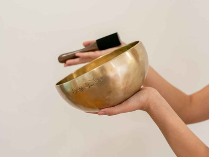 Hand Hammered Moon Singing Bowl - Base Note F#3 (183) Hz