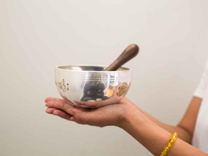 Silver Moon Singing Bowl - Base Note C5 (510 Hz)