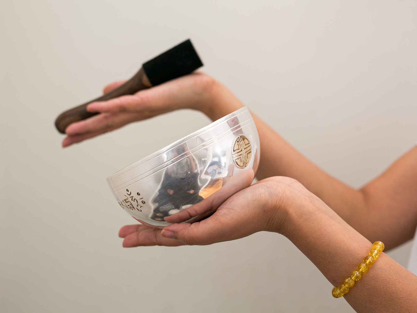 Silver Moon Singing Bowl - Base Note C5 (510 Hz)