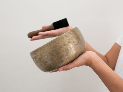 Tara Singing Bowl (thick rim) - Base Note A#3 (234 Hz)