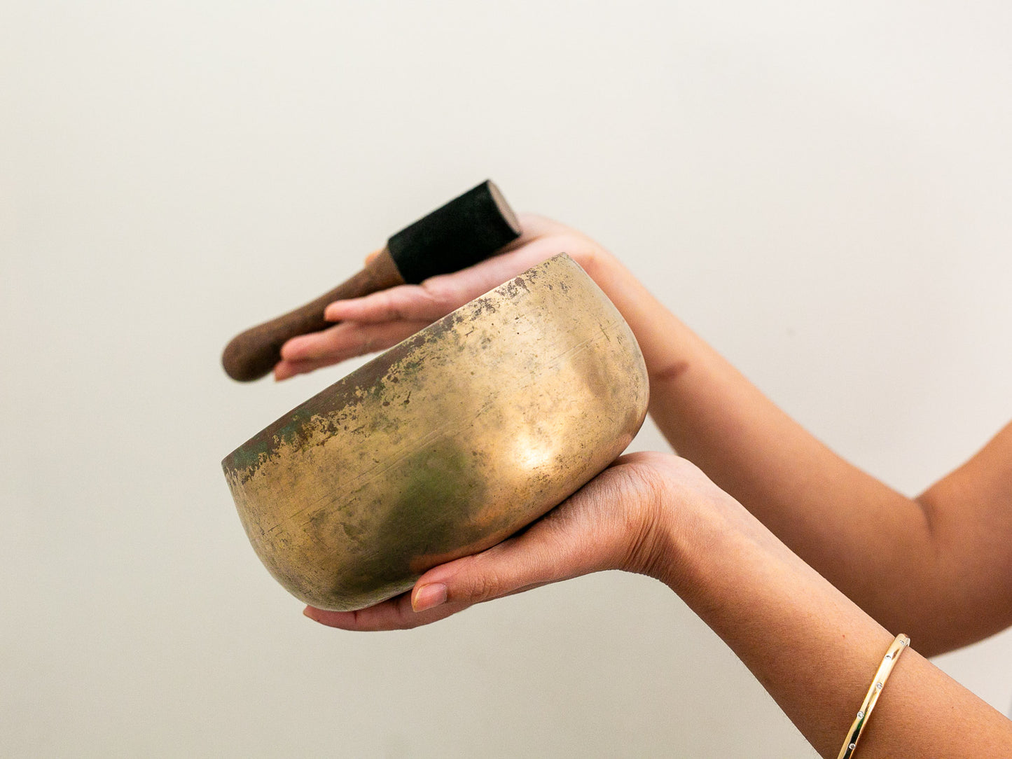 Remuna Singing Bowl - A3 (220 Hz)