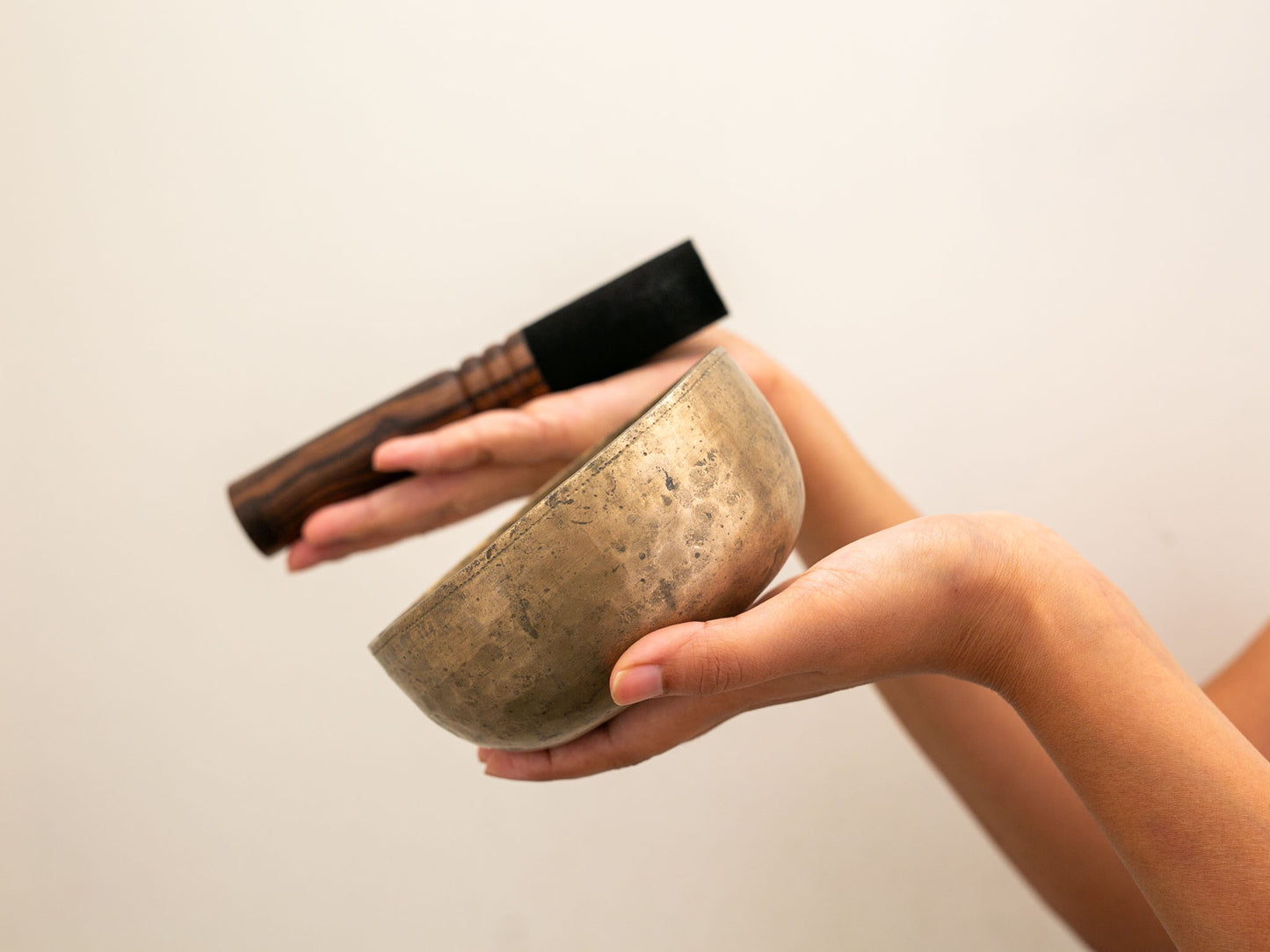 Small Tara Singing Bowl - Base Note A#4 (456)