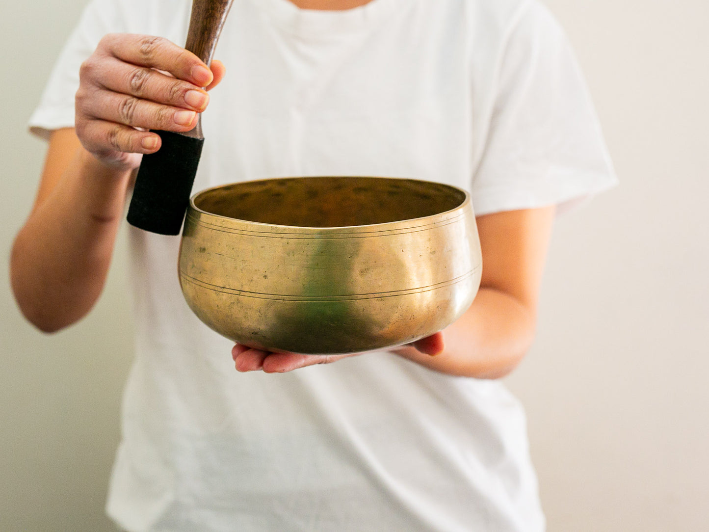 Remuna Singing Bowl - C#3 (208 Hz)