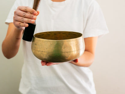 Remuna Singing Bowl - C#3 (208 Hz)