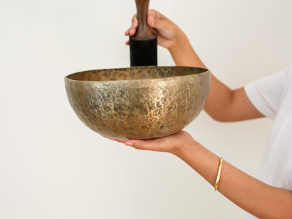 Medium Serenity Tibetan Singing Bowl - F#2 94 Hz