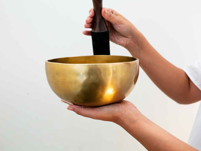 Hand Hammered Singing Bowl - Base Note C4 258 Hz