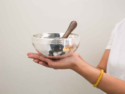 Silver Moon Singing Bowl - Base Note G4 (384 Hz)
