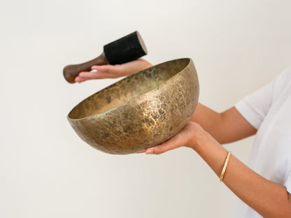 Medium Serenity Tibetan Singing Bowl - F#2 94 Hz