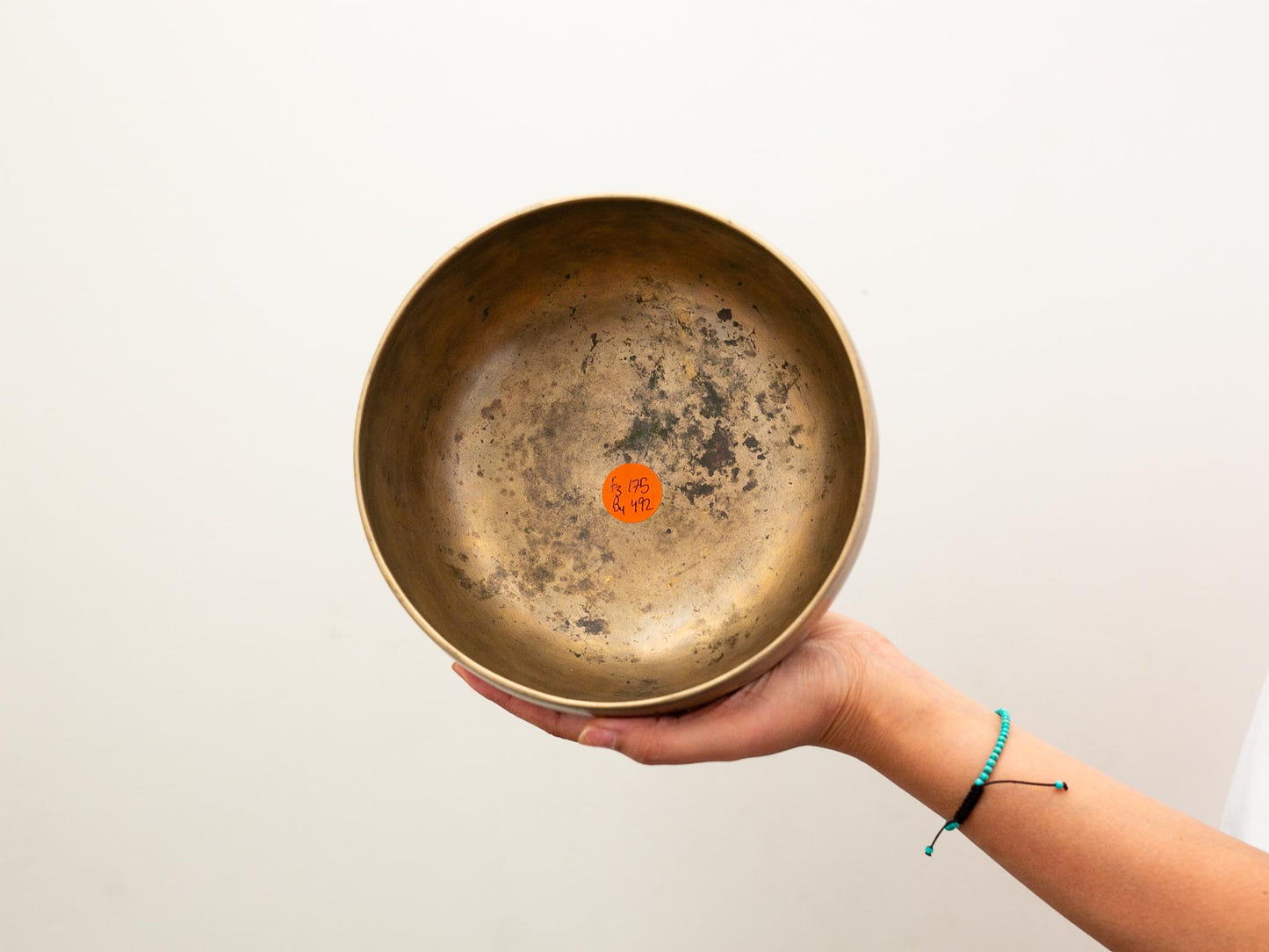 Tara Singing Bowl - Base Note F3 (175 Hz)