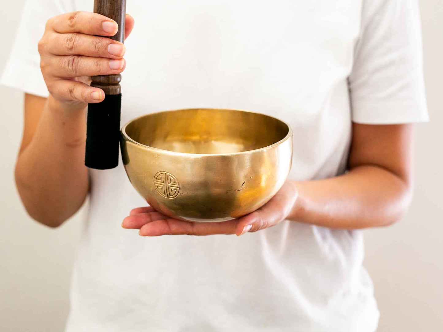 Hand Hammered Moon Singing Bowl - Base Note E4 325