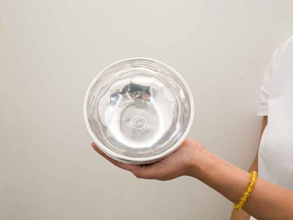 Silver Moon Singing Bowl - Base Note G4 (384 Hz)