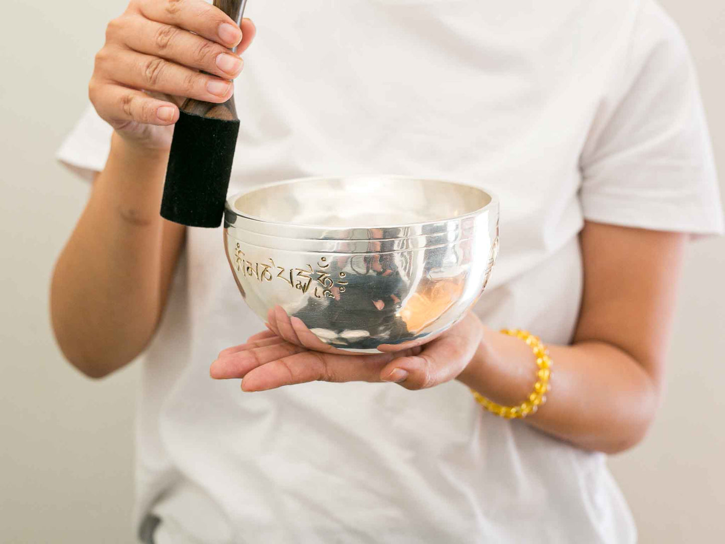 Silver Moon Singing Bowl - Base Note A4 (429 Hz)