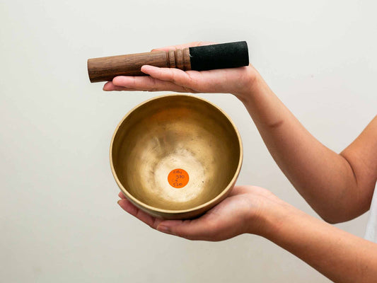 Small Hand Hammered Singing Bowl - Base note F#4 (370 Hz)