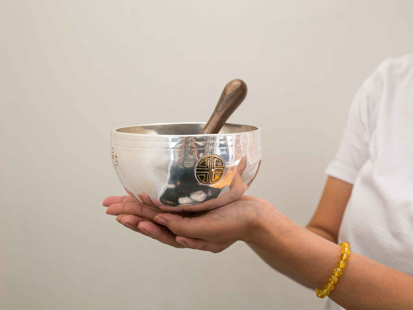 Silver Moon Singing Bowl - Base Note A4 (429 Hz)