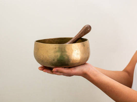 Remuna Singing Bowl - G3 (197 Hz)