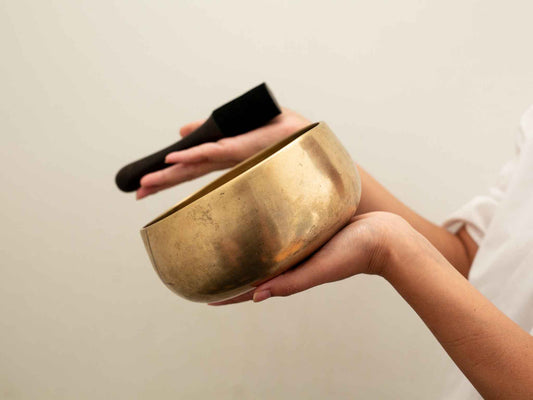 Remuna Singing Bowl - C4 (258 Hz)