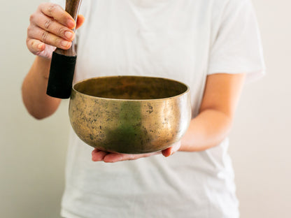 Remuna Singing Bowl - A3 (216 Hz)