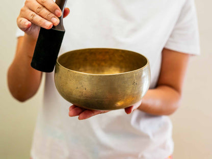 Remuna Singing Bowl - G#3 (204 Hz)