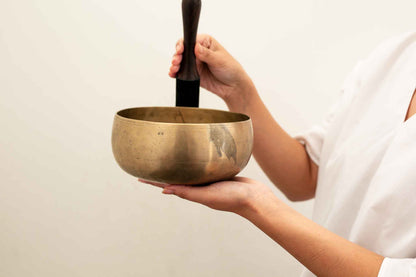 Remuna Singing Bowl - D#3 (153 Hz)