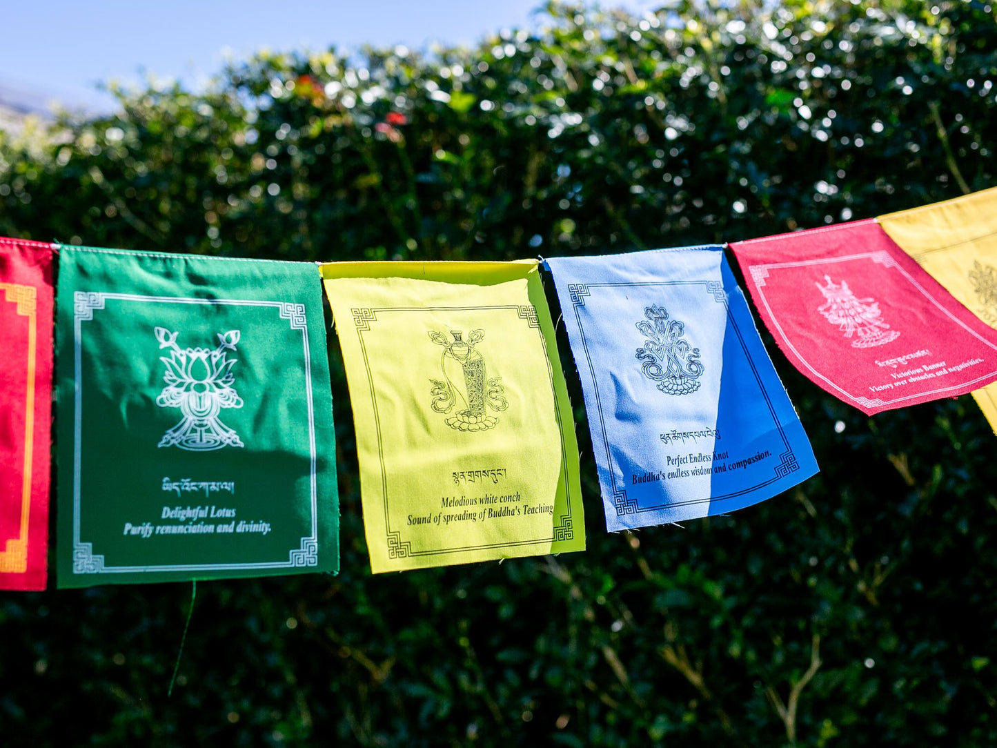 8 Auspicious Symbols Prayer Flags