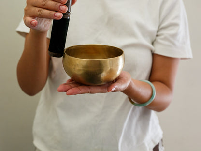 Small Contemporary Flow Singing Bowl - Base note B3 (253 Hz)