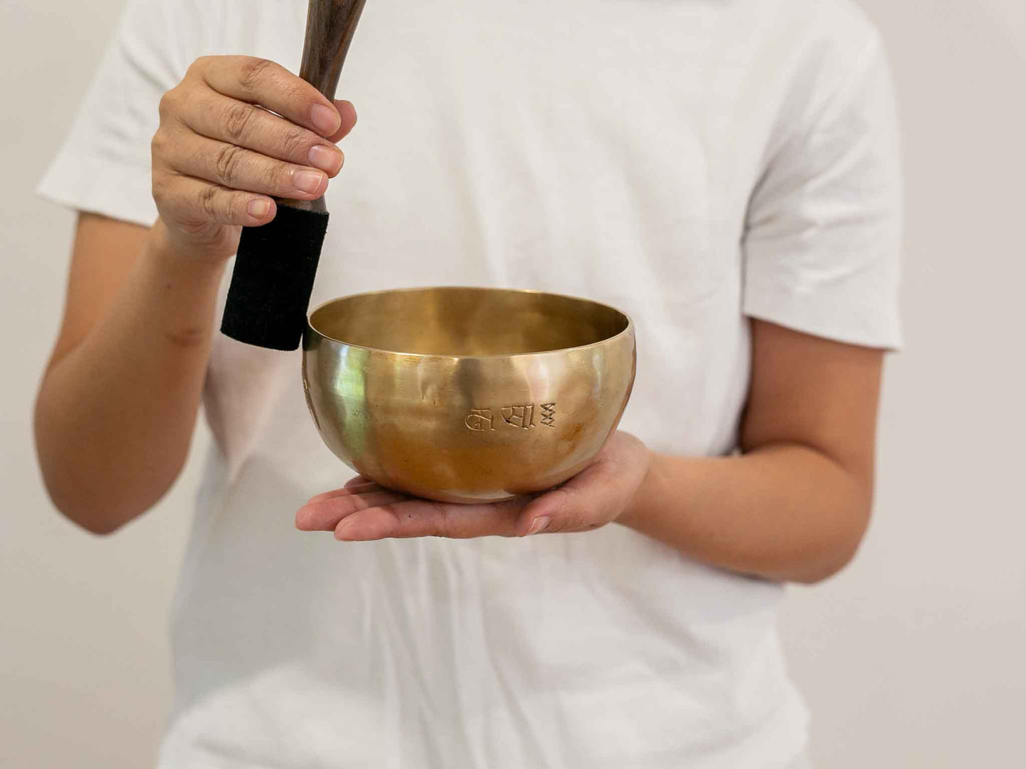 Hand Hammered Moon Singing Bowl - Base Note F4 (345) Hz