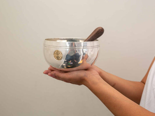 Silver Moon Singing Bowl - Base Note C4 (261)