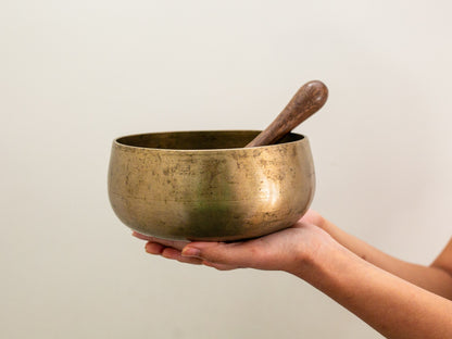 Remuna Singing Bowl - G3 (195 Hz)