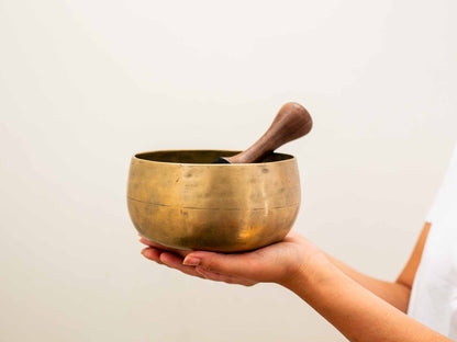 Remuna Singing Bowl - G3 (198 Hz)