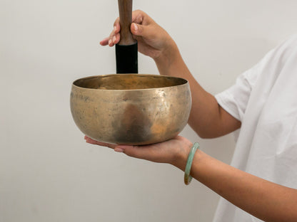 Remuna Singing Bowl - D3 (147 Hz)