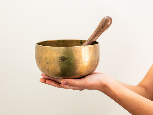 Remuna Singing Bowl - G3 (191 Hz)