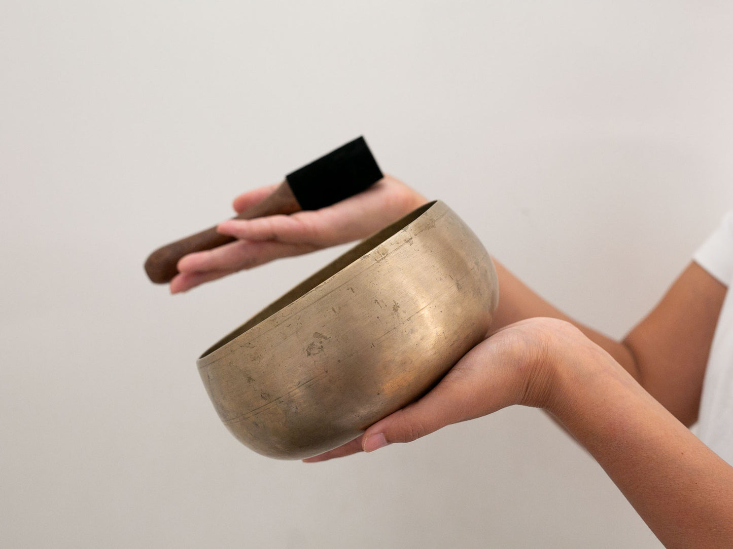 Remuna Singing Bowl - G3 (198Hz)