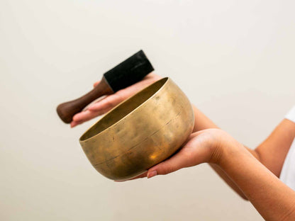 Remuna Singing Bowl - G3 (198 Hz)