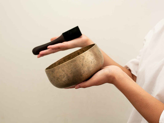 Remuna Singing Bowl - A3 (215 Hz)