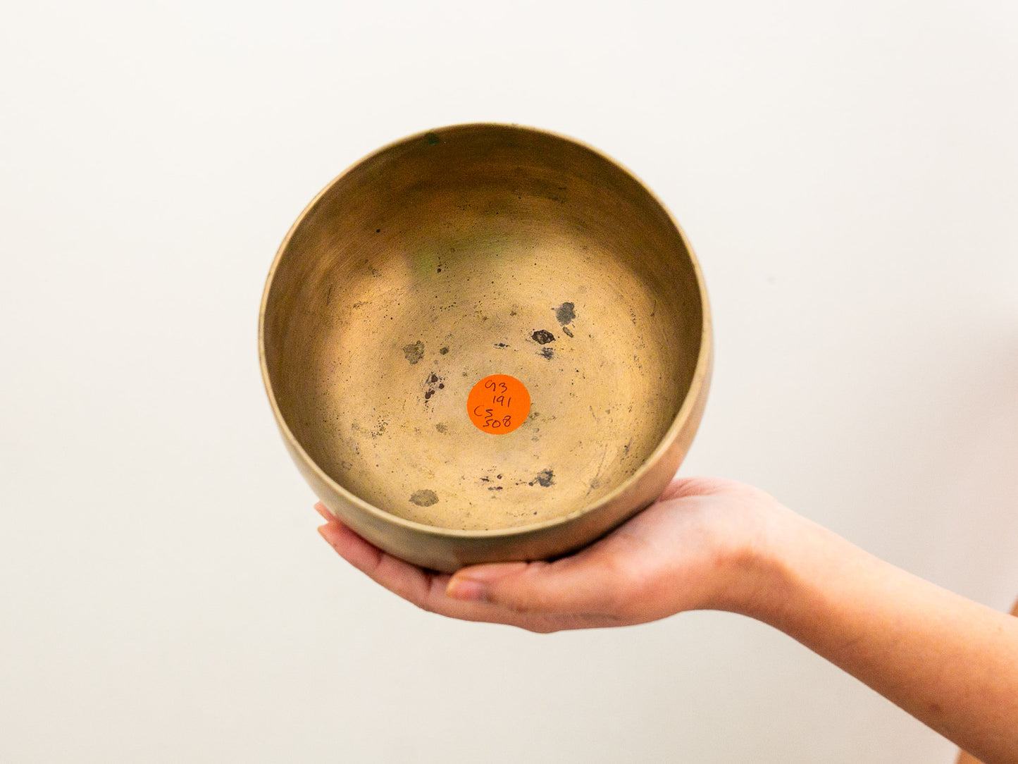 Remuna Singing Bowl - G3 (191 Hz)