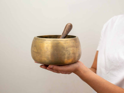 Collector’s High Tone Mani Bowl - C#5 565 Hz
