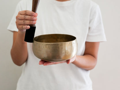 Remuna Singing Bowl - F3 (169Hz)