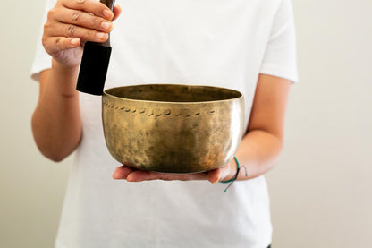 Tara Singing Bowl - Base Note F3 (179 Hz)